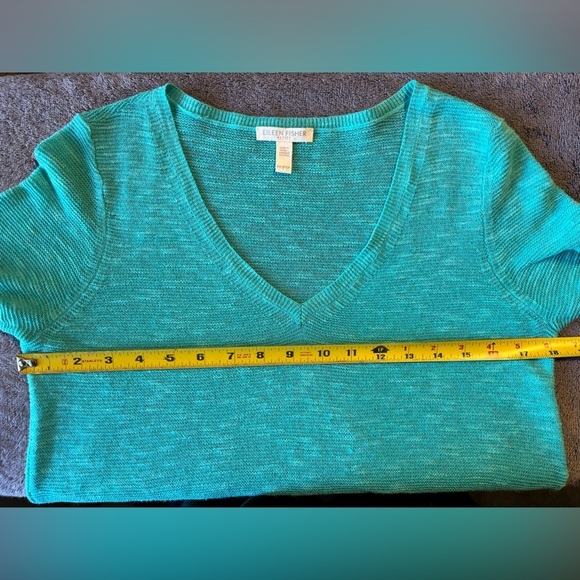 Eileen Fisher Organic Linen Blend Long-Sleeve V-Neck Sweater Size PP (2/4P) - Picture 8 of 9